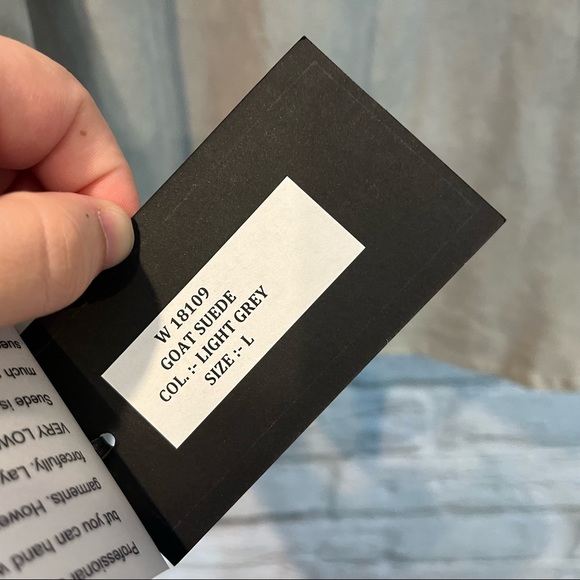 NWT Brooke & Goldie Women’s Large Goat Leather Light Grey V-Neck Long Sleeve Top - Picture 5 of 13